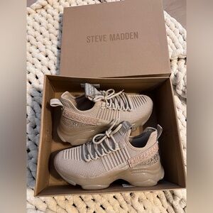 Steve Madden Maxima Sneakers Women Size 8